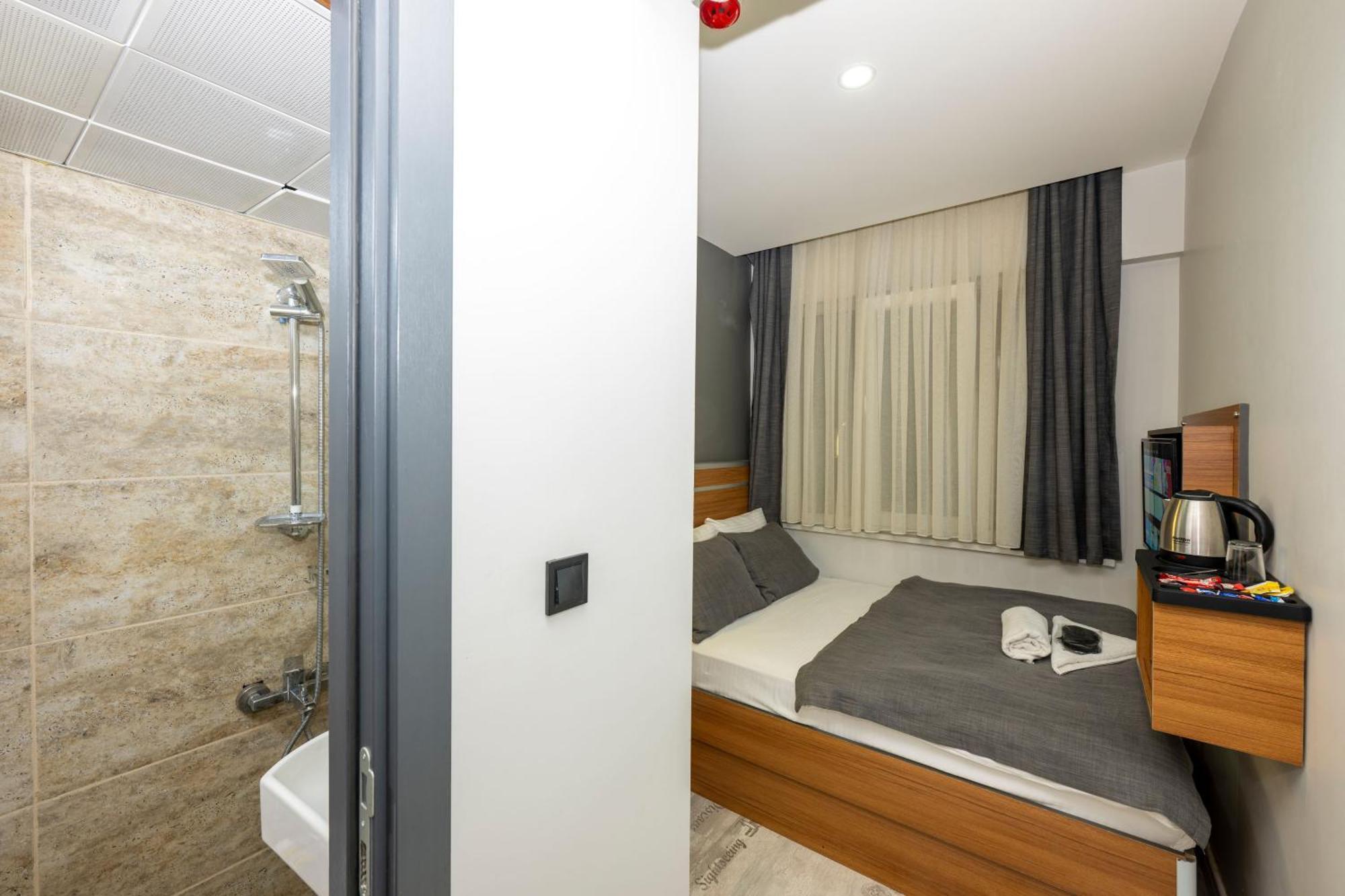 Mayza Otel Istanbul Bagian luar foto