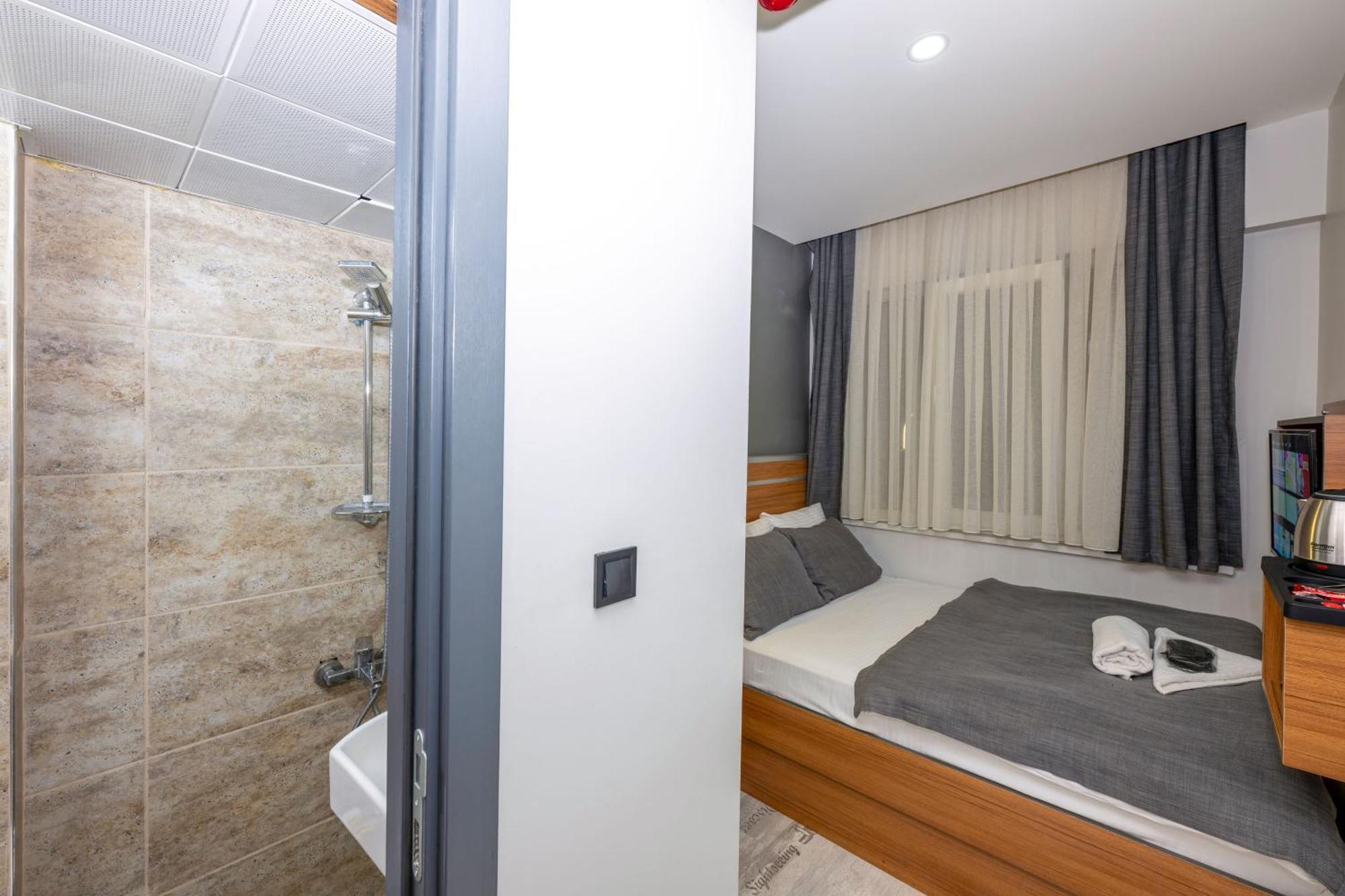 Mayza Otel Istanbul Bagian luar foto